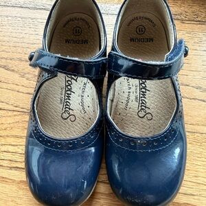 FootMates Glossy Navy Dress Shoes for Kids